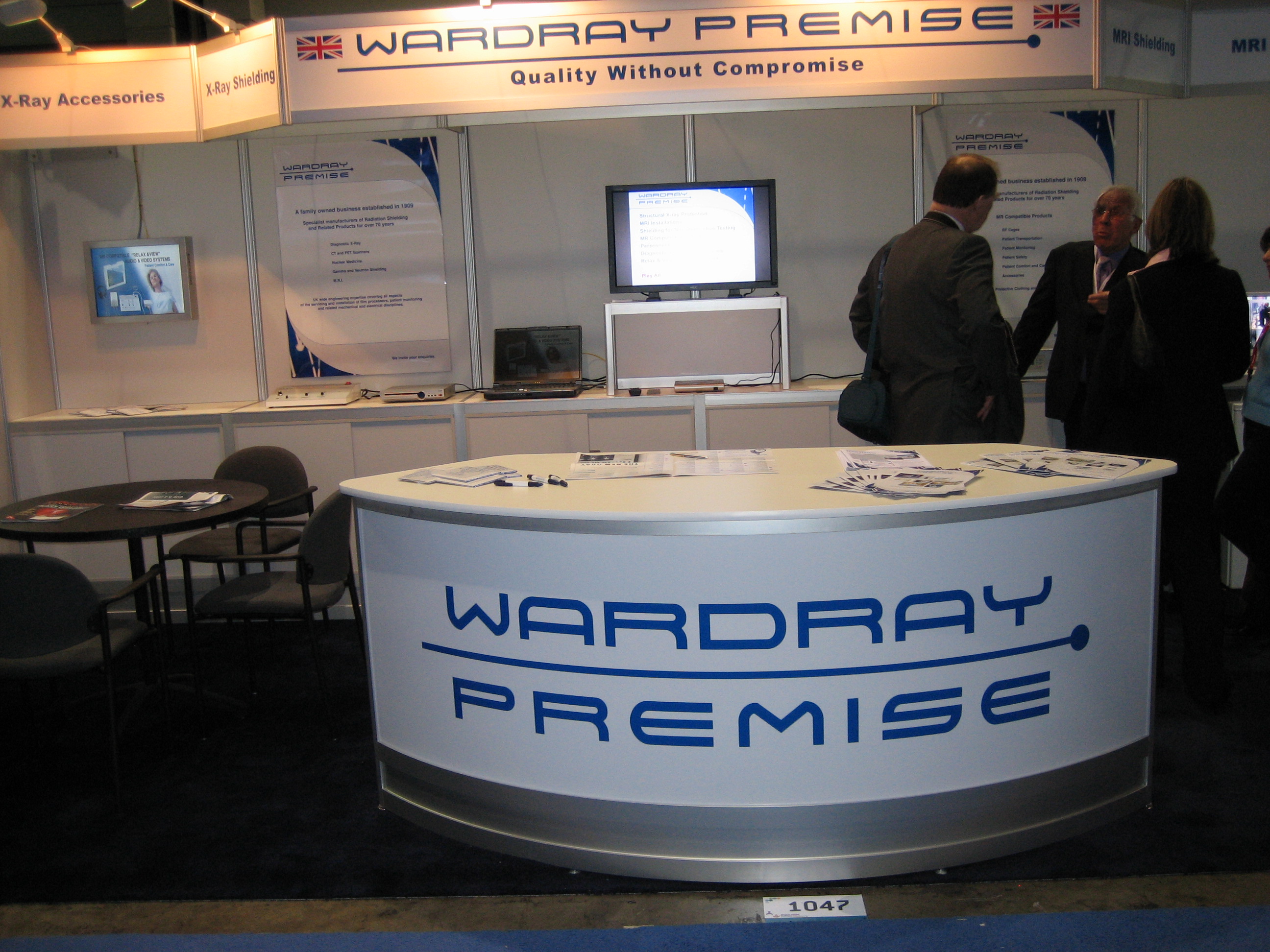 A busy day on the stand